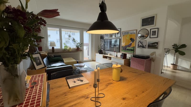 Appartement de 2,5 pièces élégant avec vue sur le lac à Wollishofen (1)