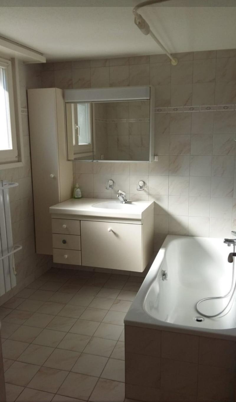 Appartement 4,5 pièces avec 2 balcons, 2 salles de bains et poêle en faïence (7)