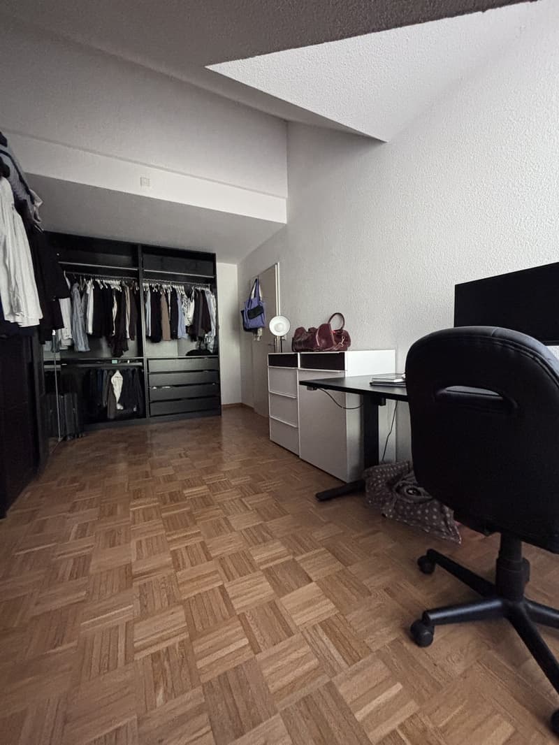 Bright 3.5-room apartment with balcony, evening sun & proximity to the forest as of August 1, 2026 / CHF 1809 incl. ancillary costs (7)