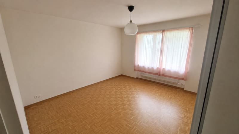 Bright 3.5-room apartment with winter garden (3)