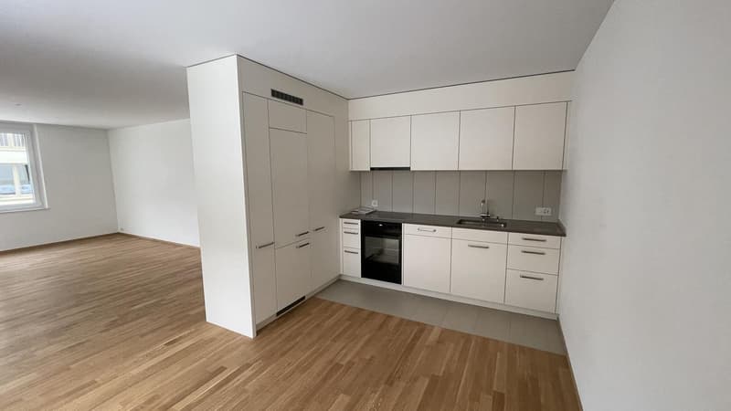 Küche und Wohnzimmer