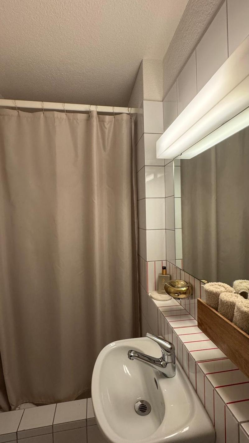 Charmante 2.5-Zimmer-Wohnung bei der Europaallee ab 1. Juli (5)
