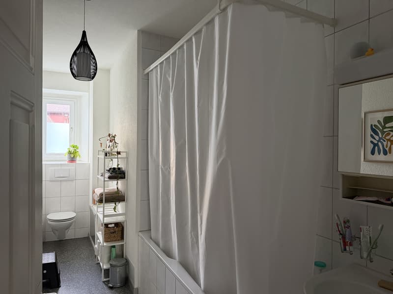 4.5 Room Old Building Apartment for Subrent (7)
