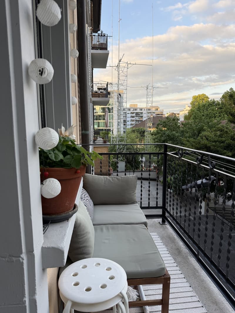 4.5 Room Old Building Apartment for Subrent (8)