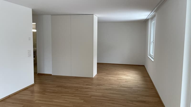 Wohnzimmer mit Blick auf Küche