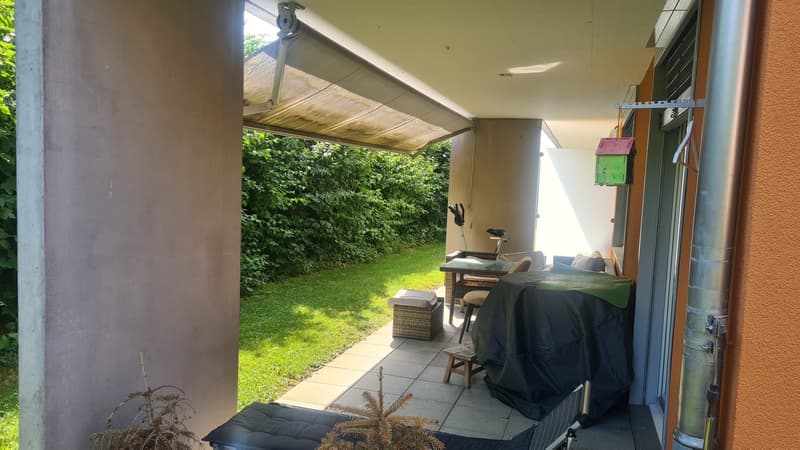 Appartement de jardin spacieux 4.5 pièces avec terrasse privée & parking souterrain Disponible à partir d'août (2)