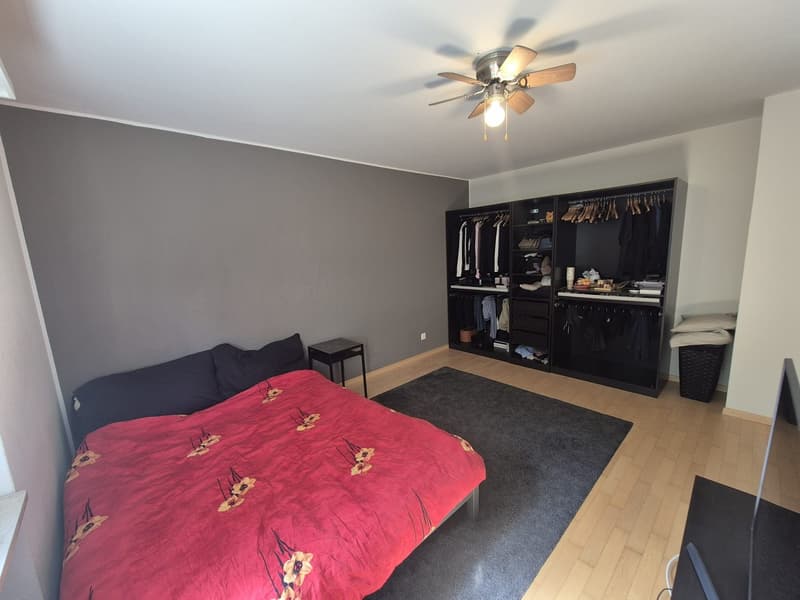 Schlafzimmer 1