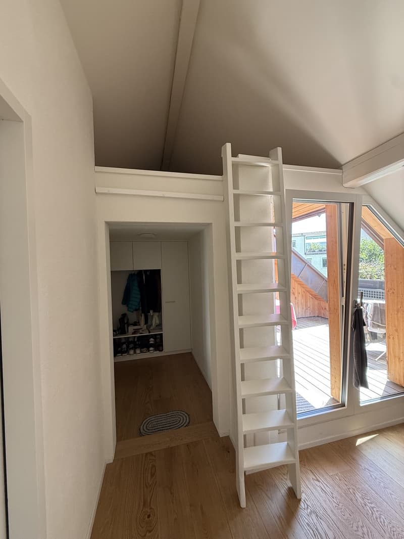 Helles 2.5-Zimmer-Apartment im Herzen von Zürich Oerlikon (2)