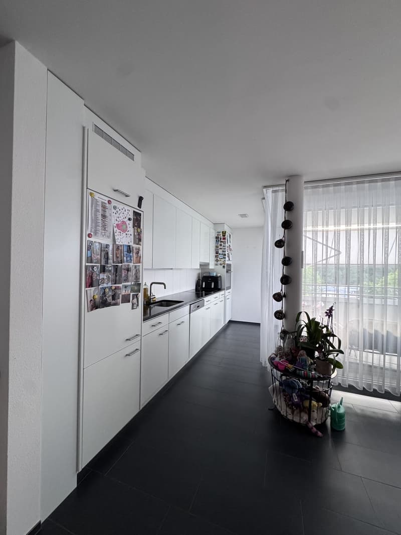 Appartamento moderno e luminoso di 2.5 locali a Rüti ZH - Sottolocatario ricercato dal 01.08.2026 (2)