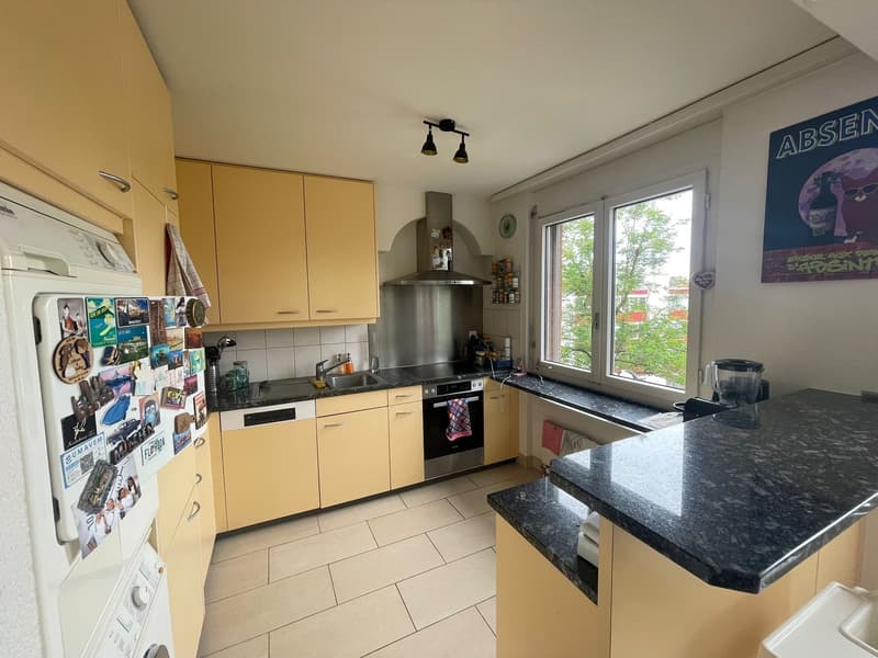 Appartement ensoleillé de 4,5 pièces à Breitsch (1)