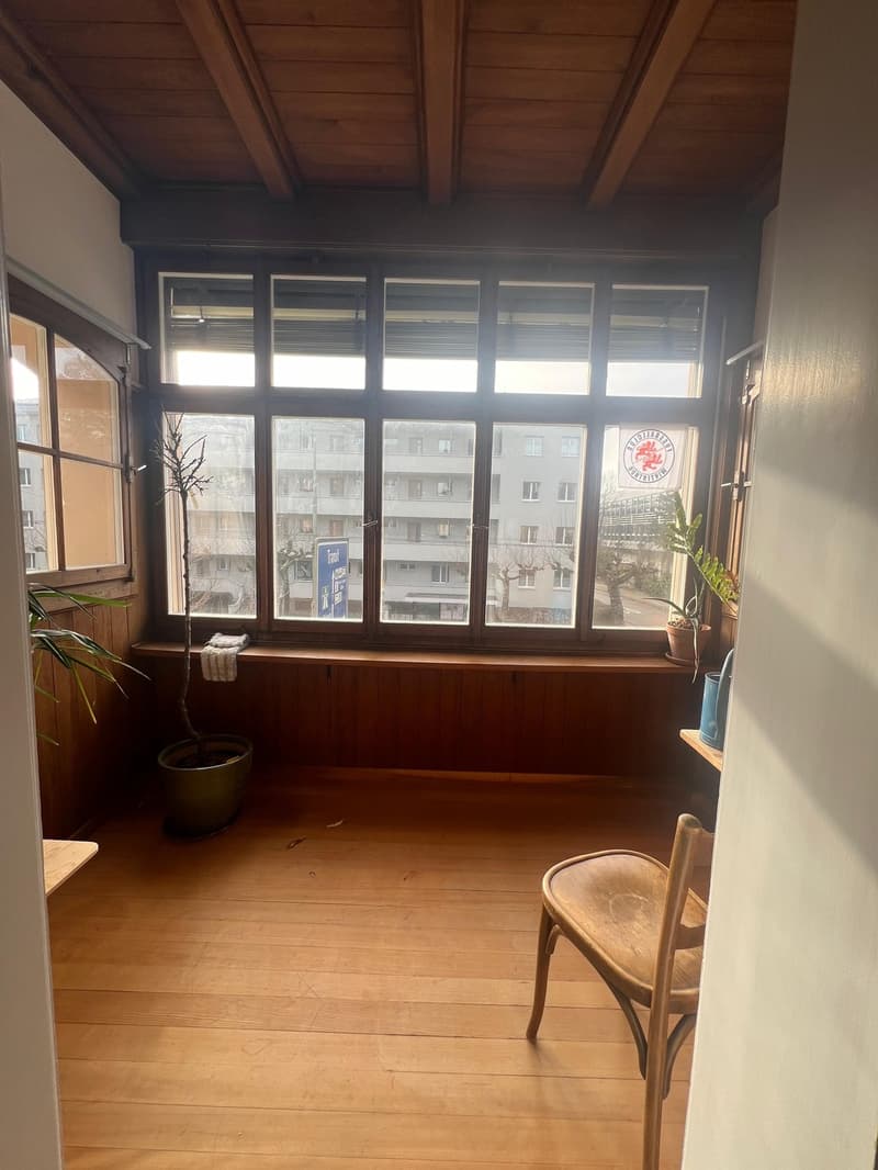 Appartement de vieux bâtiment central magnifique (7)