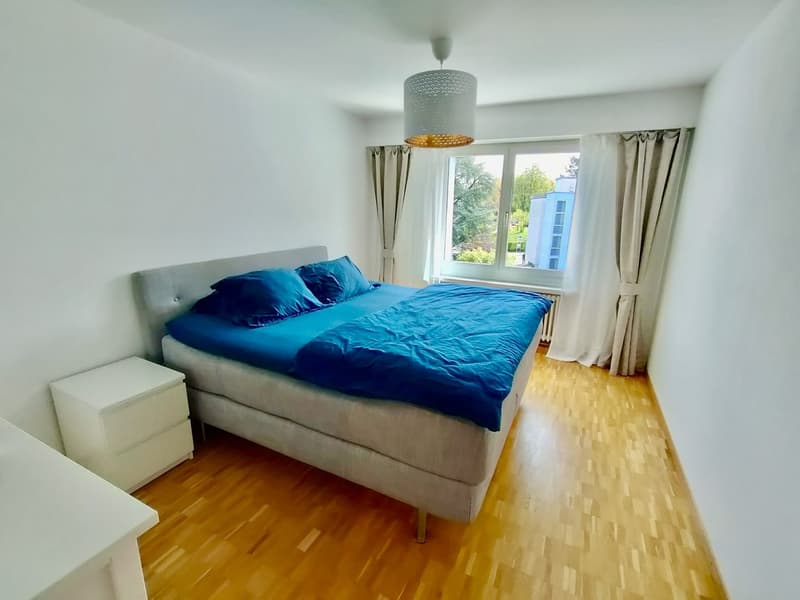 Appartamento di 3,5 locali con balcone, vista lago e ottima connessione a Zurigo-Wollishofen (6)