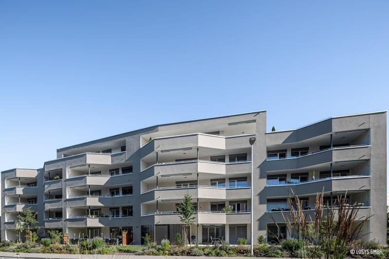 Appartement moderne de 2,5 pièces dans un emplacement calme et central (2)