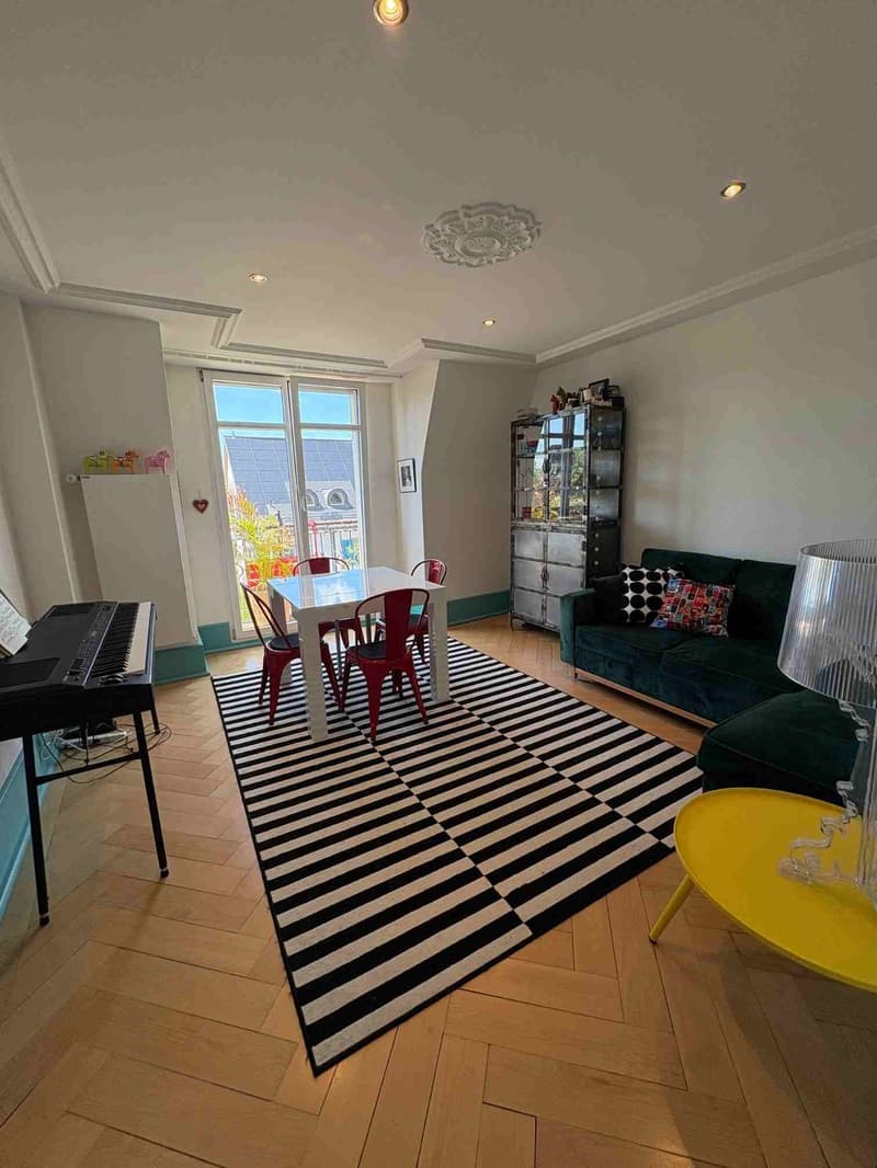 Charmante 3.5-Zimmer-Altbauwohnung im Kreis 6 mit eigener Wellness-Oase ab sofort (7)