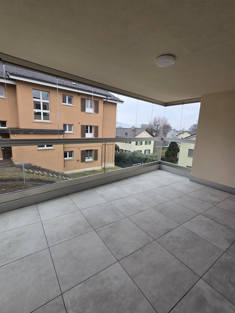 Modern 3.5 room new building apartment in a quiet location (11)