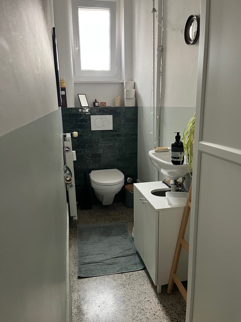 separate Toilette