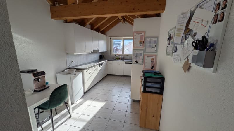 4.5-room attic apartment with charm in a quiet location in Fislisbach (5)