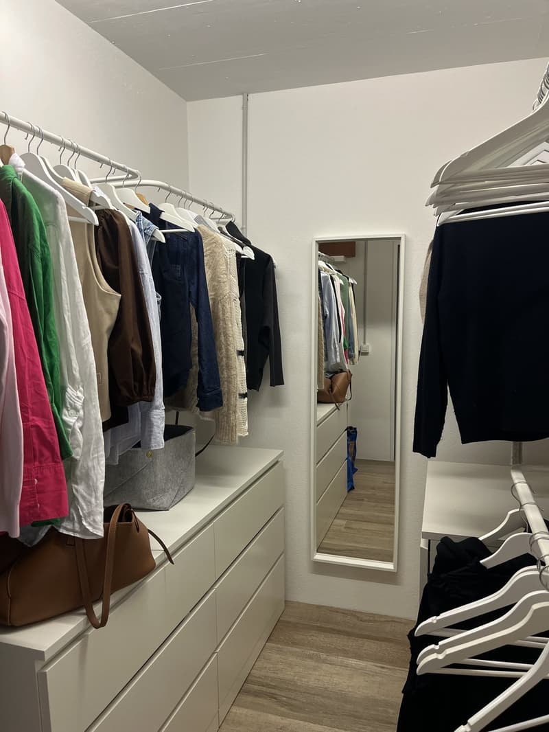 Grosse 1,5 Zimmer Wohnung (8)