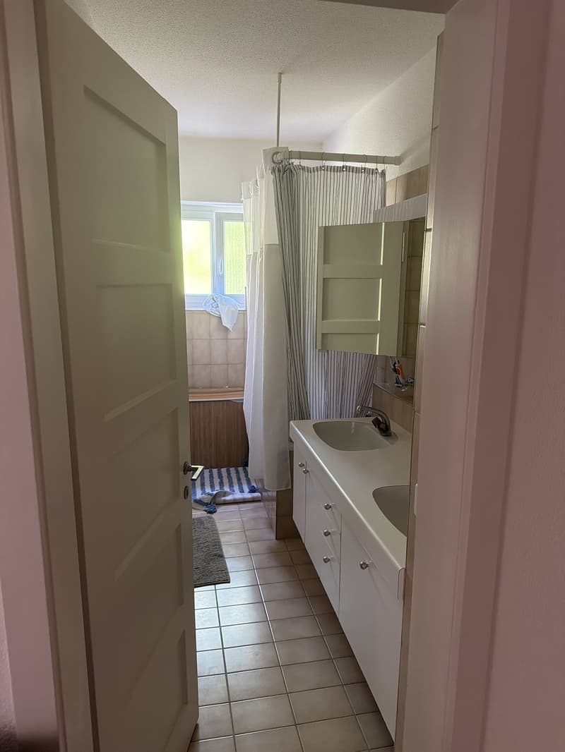 Apartment with a view (5)