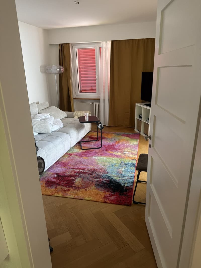 Apartment with a view (3)