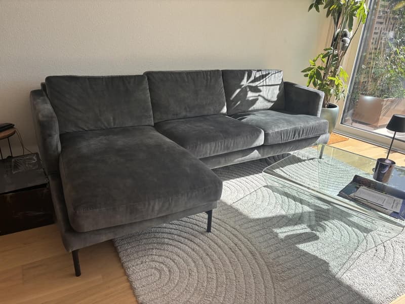 Moderne 2.5-Zimmer-Attikawohnung mit grosser Südwest-Terrasse (7)