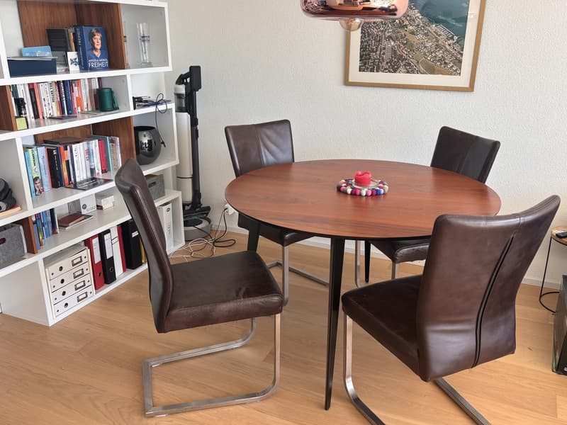 Moderne 2.5-Zimmer-Attikawohnung mit grosser Südwest-Terrasse (8)