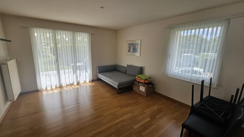 Charmante 2.5-Zimmer Wohnung mit Gartensitzplatz (1)
