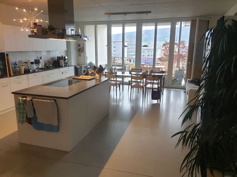 2 pièces dans un grand partage de logement (1)