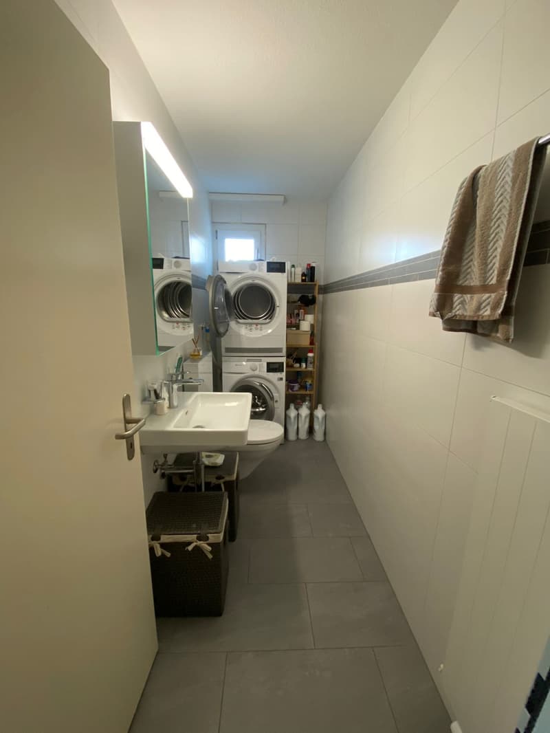 Appartement lumineux 3,5 pièces avec balcon, soleil du soir & près de la forêt à partir du 1er août 2026 / CHF 1809 incl. frais accessoires (9)