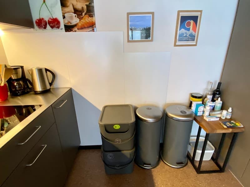Appartamento spazioso, arredato di alta qualità con 3 stanze, 80mq e terrazza di 20mq per subaffitto per 3-6 mesi (12)