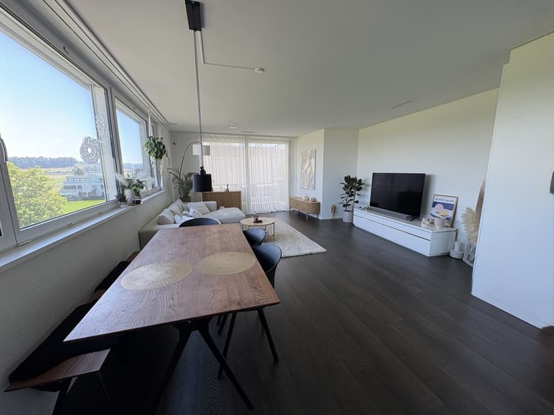 Grosszügige und helle 3.5-Zimmer-Wohnung in Dübendorf zu vermieten (2)