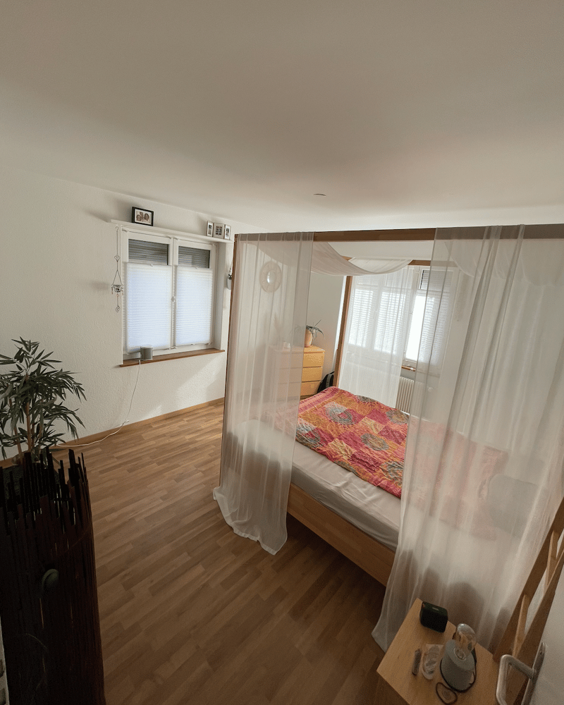 Helles Schlafzimmer