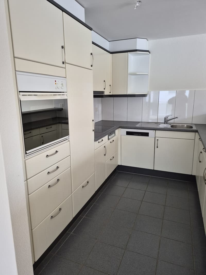 Frisch renovierte 3,5 Zimmerwohnung in Adligenseil LU, 10 Minuten nach Zentrum Luzern (2)