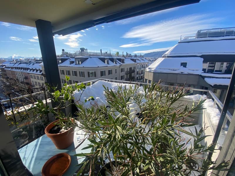 Bright & spacious 105qm flat with mountain view in district 4 (3)