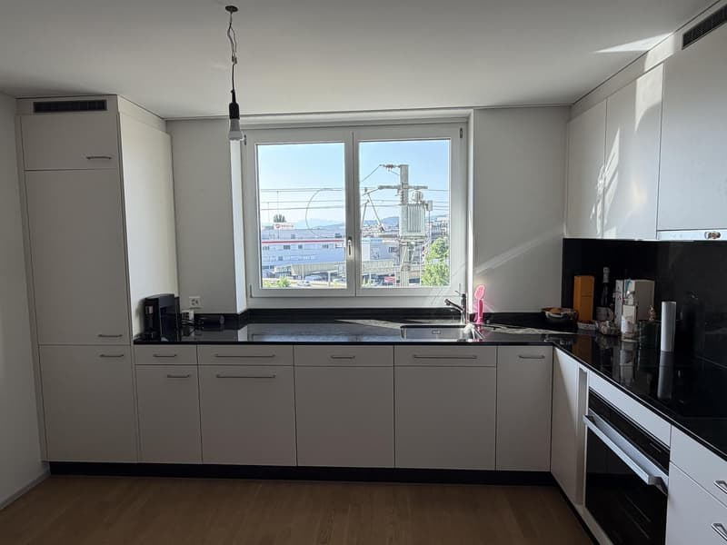 Charmant appartement 3.5 pièces dans le quartier Zwicky, recherche sous-locataire (3)