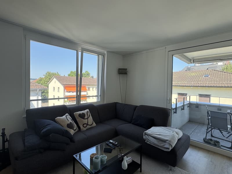 2.5 Zimmer Wohnung am Hubertus - Ab August! (3)
