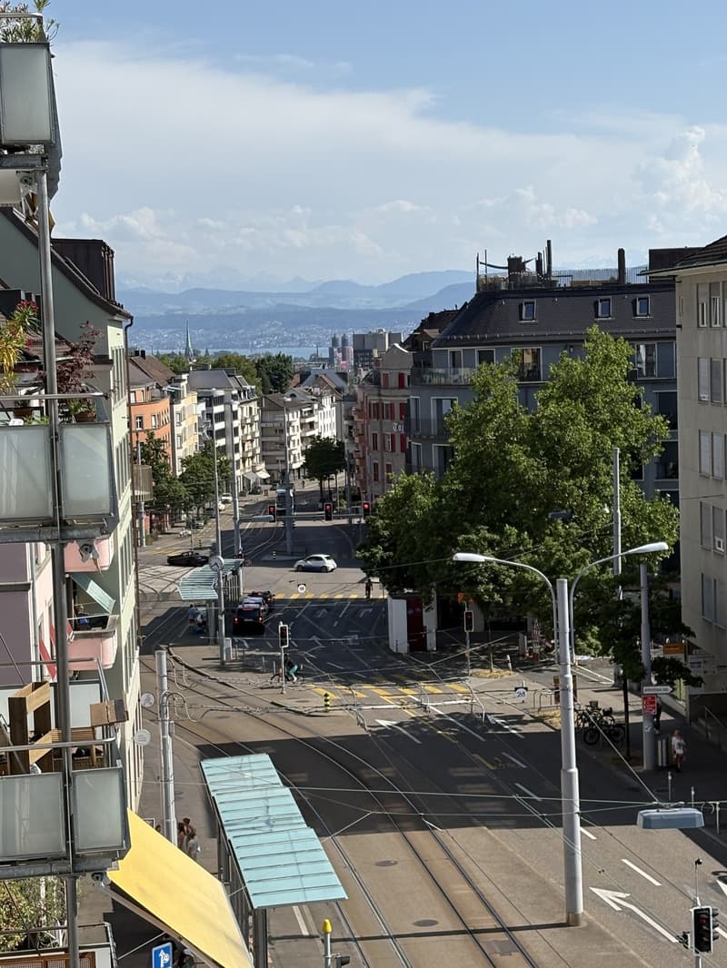 Balcony and sea view sublet from 15.07.26 (6)