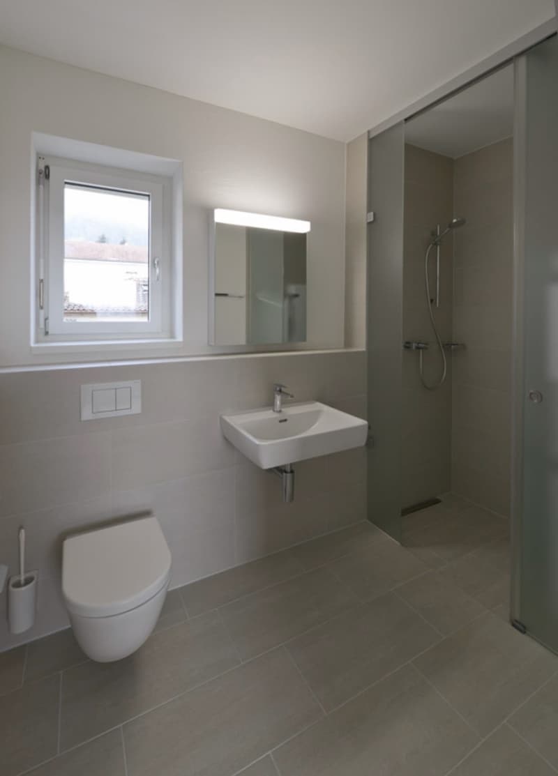Schöne 3 1/2-Zi. Wohnung in Adliswil (6)