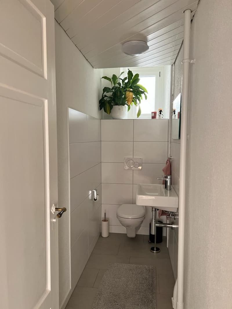 Beautiful room in 2-person shared apartment with balcony in top location (6)