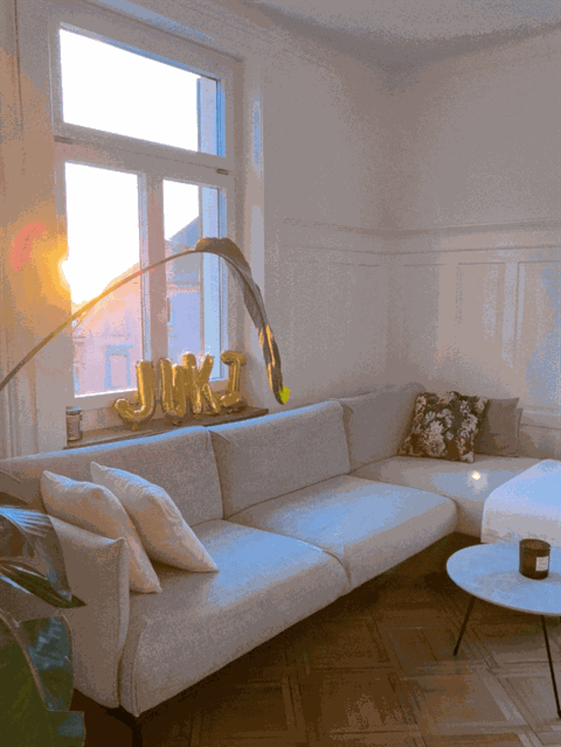 Beautiful room in 2-person shared apartment with balcony in top location (8)