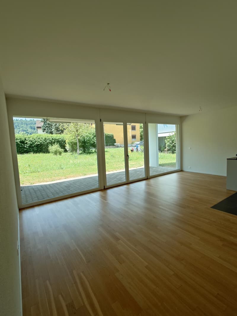 Appartement lumineux 2.5 pièces avec terrasse (3)
