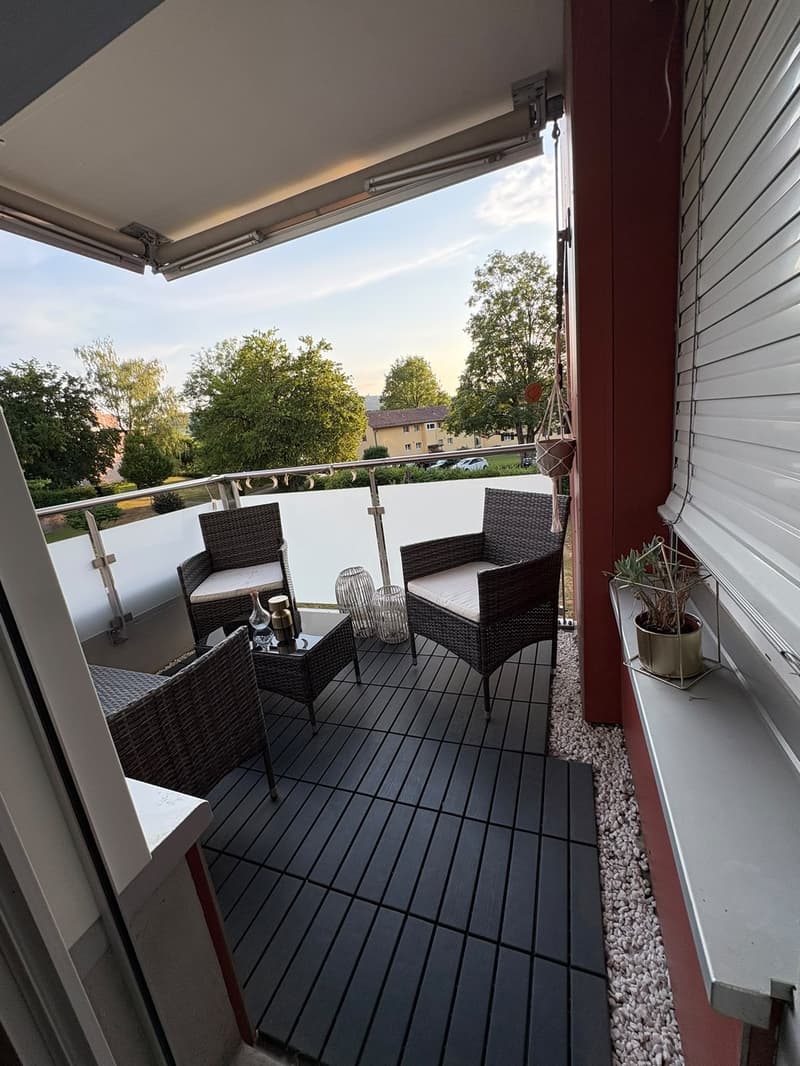 Bright 2.5 room apartment in the center of Regensdorf (2)