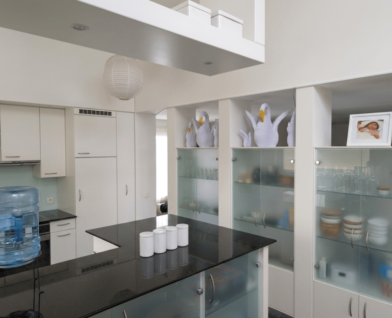 Bright 3.5-room maisonette apartment with large open gallery, open kitchen, and balcony/terrace (4)