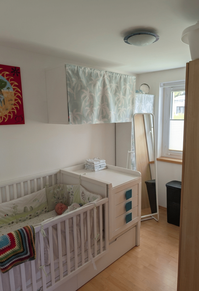 Bright 3.5-room maisonette apartment with large open gallery, open kitchen, and balcony/terrace (11)