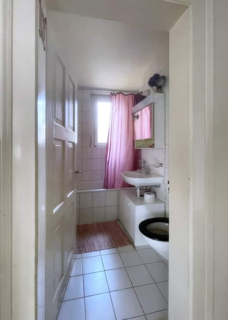 Temporary: JULY (1-4 weeks possible) Old building apartment (4)