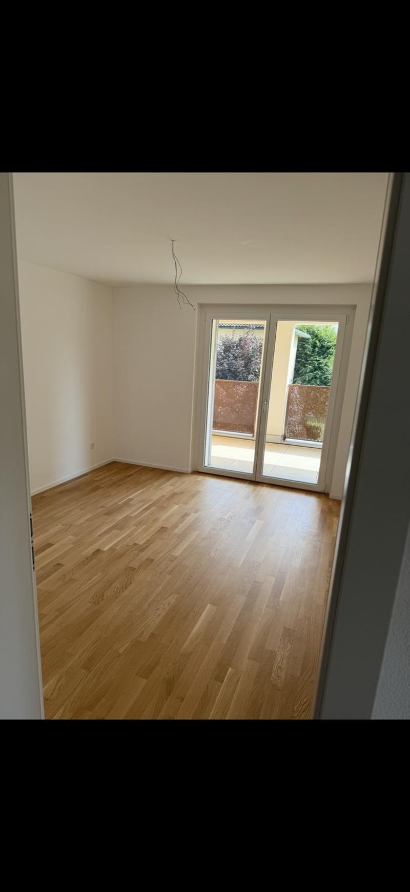 Wunderschöne und helle 2.5 Zimmerwohnung (10)