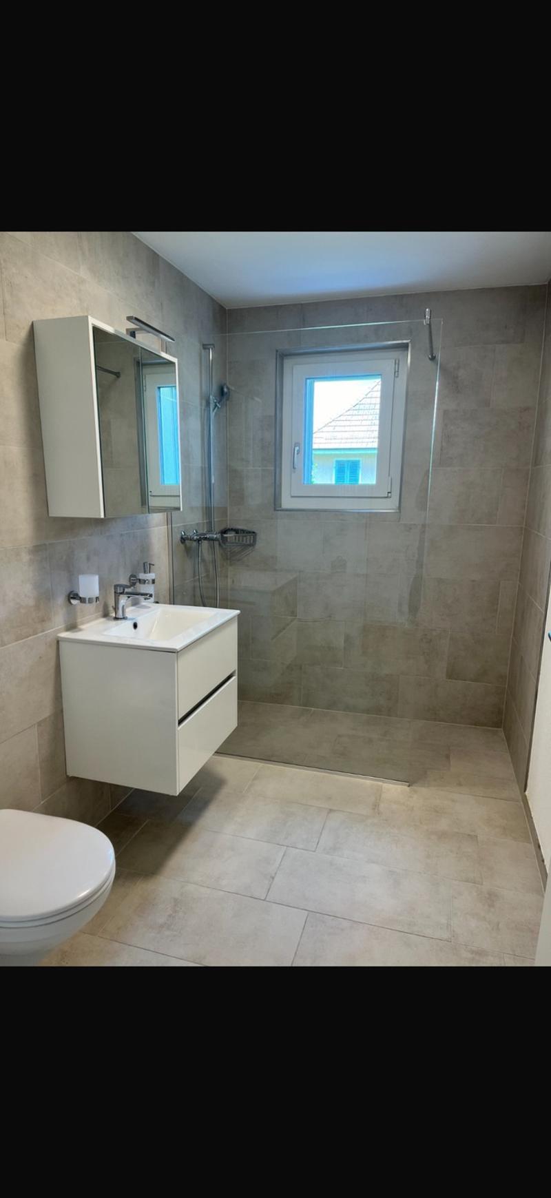 Wunderschöne und helle 2.5 Zimmerwohnung (9)