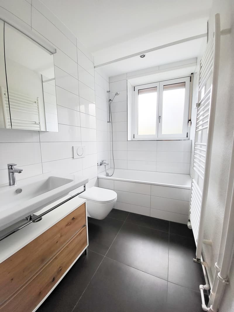 Charmante 3-Zimmer-Altbauwohnung mit Balkon an der Muristrasse, Bern (8)