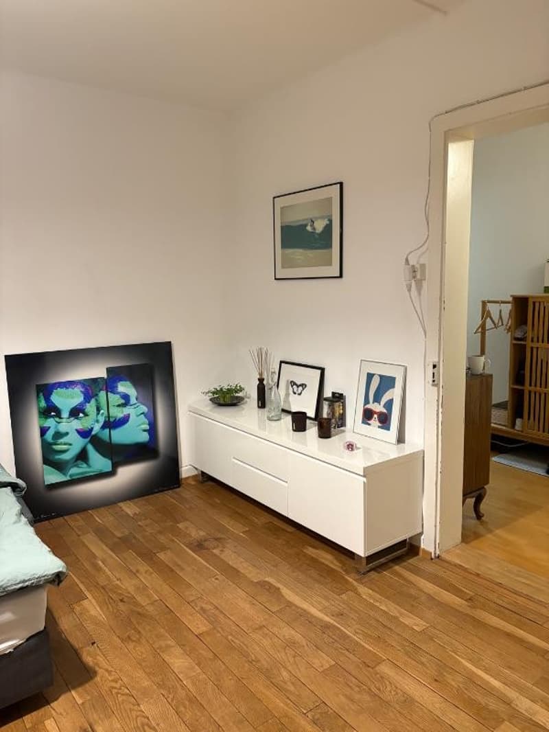 Charmante Altbauwohnung am Hardplatz (1)