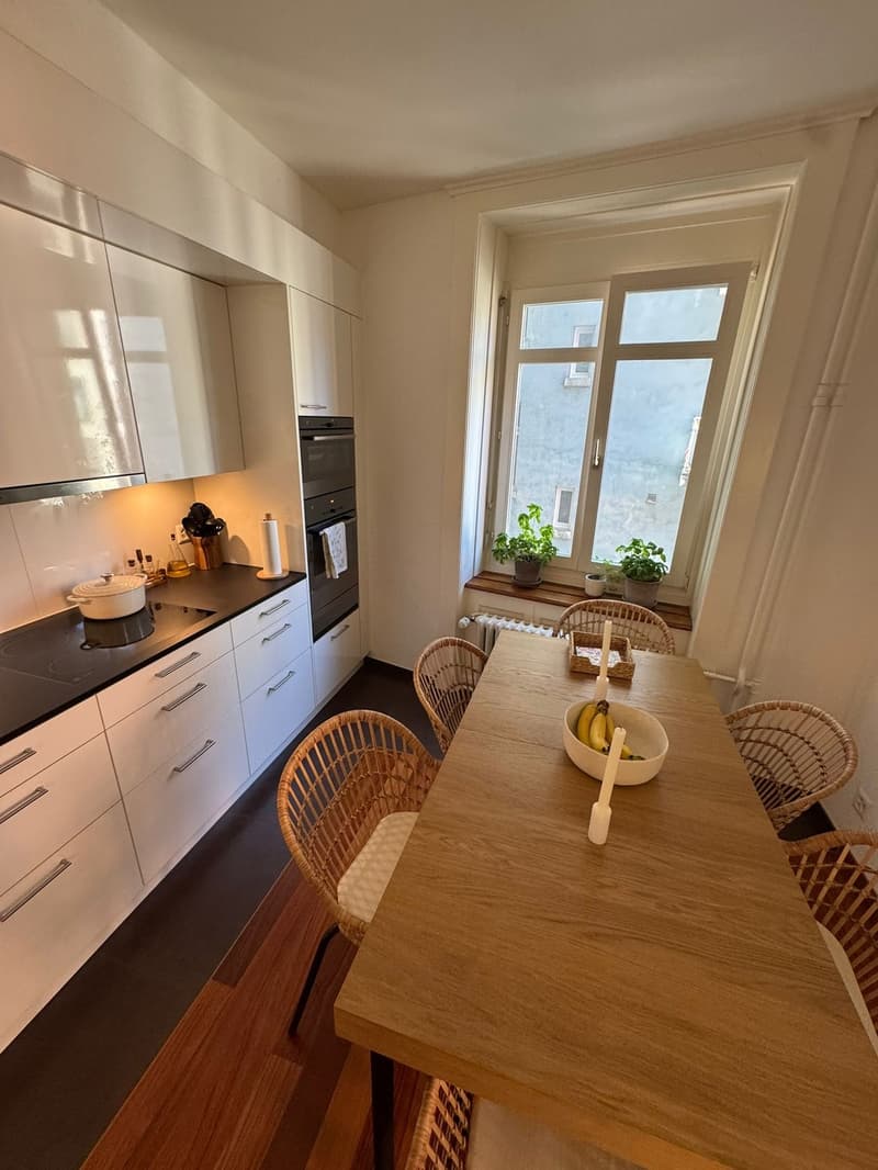 Charmante 2.5 Wohnung in Zürich (1)